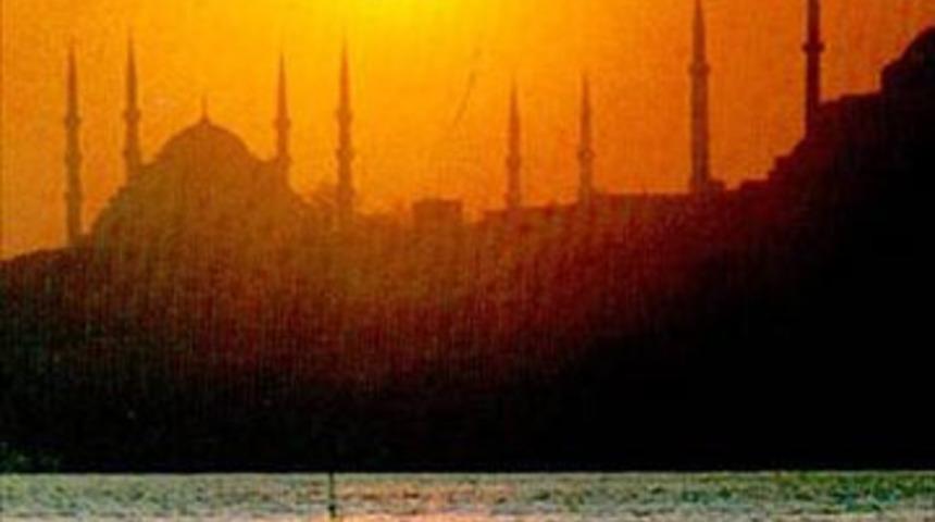 Yılda bir kez yıkanıyorlar