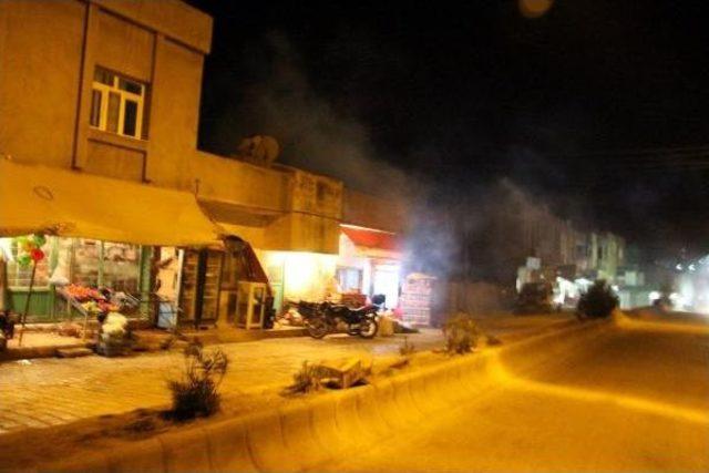 Nusaybin'de Yol Kapatan Göstericilere Polis Müdahalesi