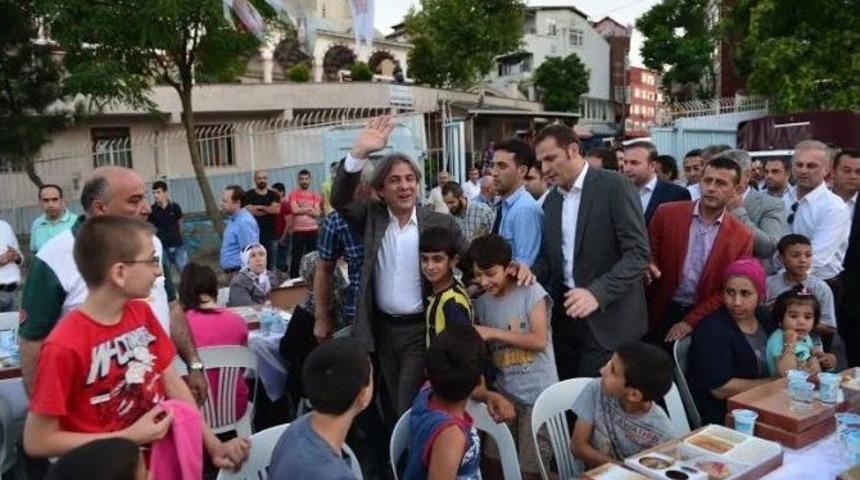 Başkan Demircan: &ldquo;b&ouml;l&uuml;şmenin Zirve Olduğu An İftar Sofralarıdır&rdquo;