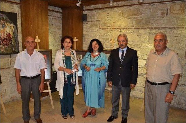 Kuşadası&rsquo;nda &Ccedil;ocuk Gelinlerin Sessiz &Ccedil;ığlığı Resim Sergisi 1