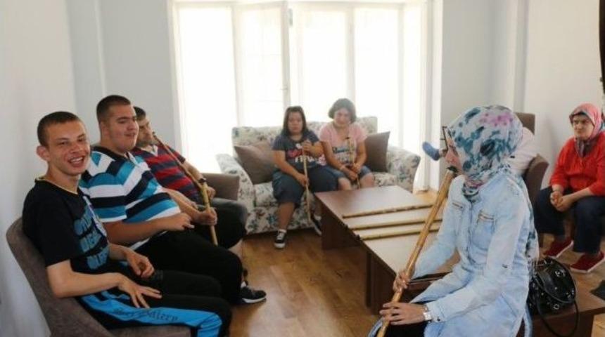 Ey&uuml;p Belediyesi&rsquo;nden Engelliler İ&ccedil;in Eğitim