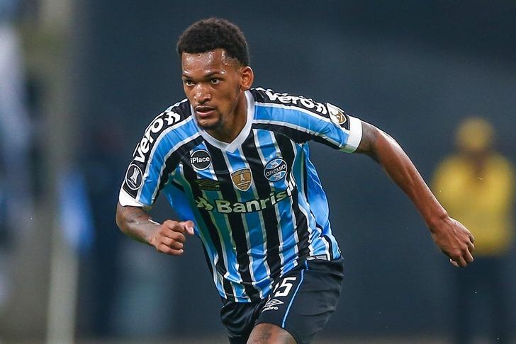 Fenerbahçe Jailson Marques Siqueira ile anlaştığını resmen açıkladı