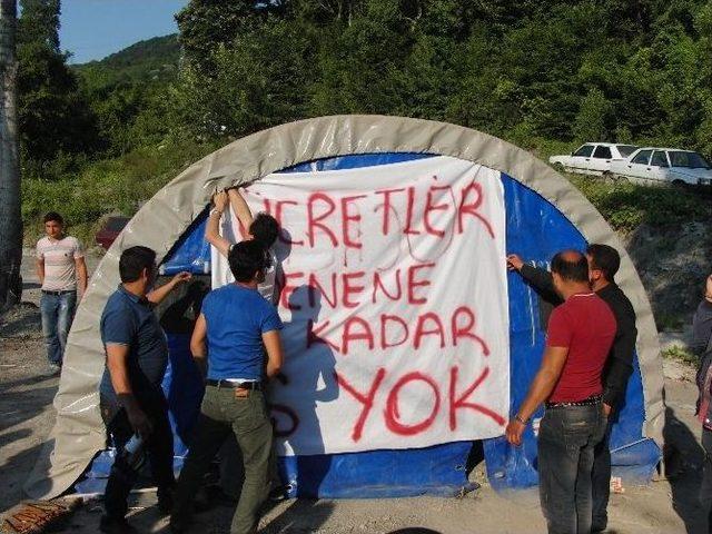 Bartın’da Madencilerin İş Bırakma Eylemi Devam Ediyor