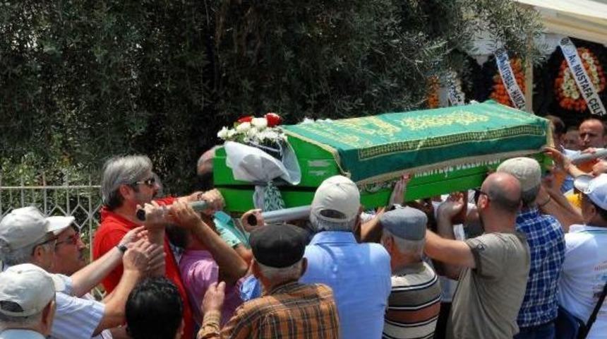 38 Yıl Sonra Kavuşan Iki Kardeşi 1 Yıl Sonra &Ouml;l&uuml;m Ayırdı (2)