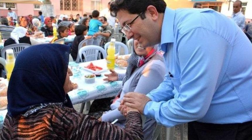 Aksaray &Ccedil;iftlik Mahallesinde Bin 200 Kişilik İftar