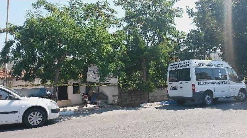 Engelli Temsilcisi Barakada &Ouml;l&uuml; Bulundu