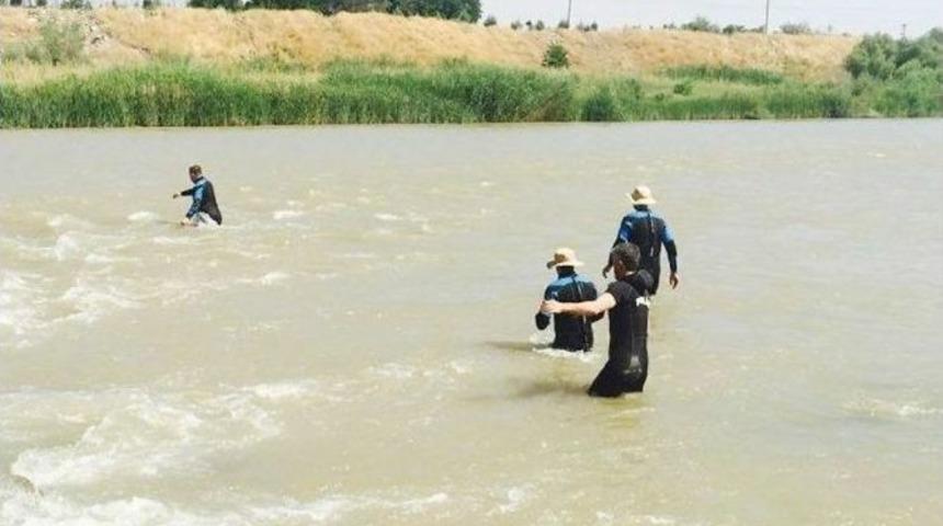 Dicle Nehri&rsquo;nde Kaybolan Genci Arama &Ccedil;alışmaları S&uuml;r&uuml;yor