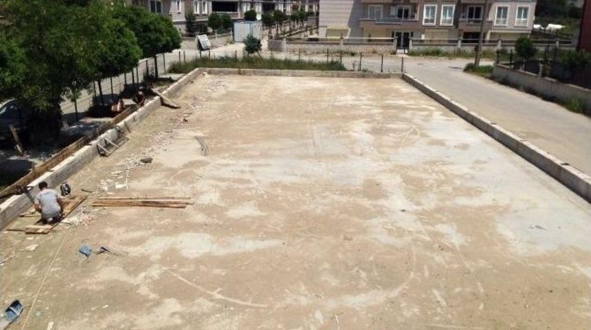 Uzun Park Yenileniyor