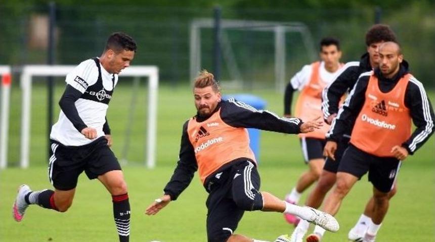 Beşiktaş, Yeni Sezon Hazırlıklarını Sürdürüyor