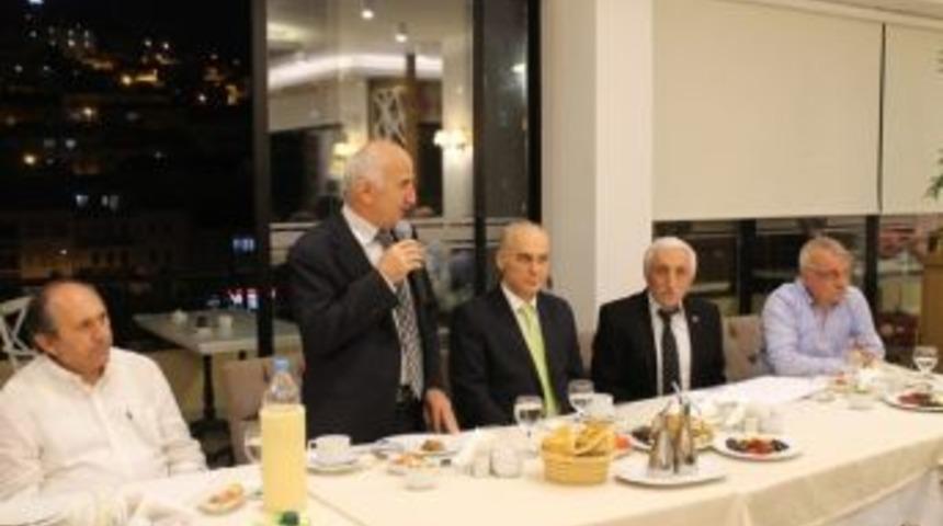 B&ouml;lge Gazetecileri Bgc İftarında Buluştu