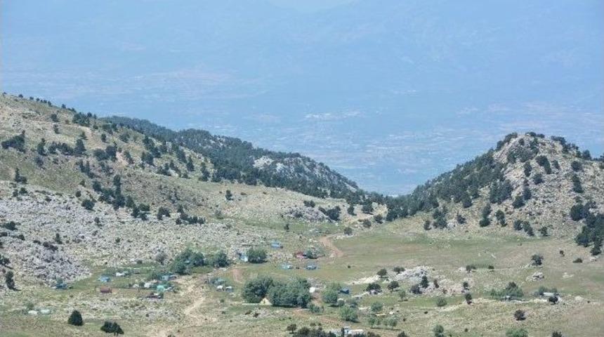 Sıcaktan Ka&ccedil;anların Adresi Toros Yaylaları
