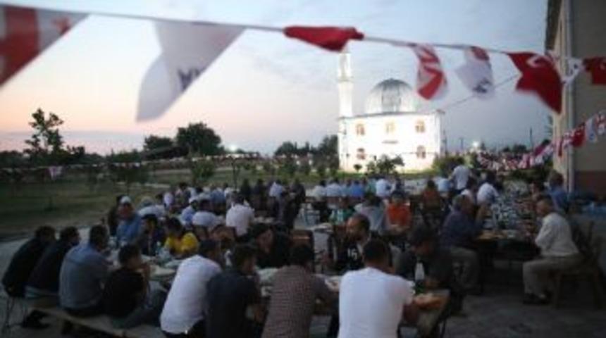 Tika G&uuml;rcistan&rsquo;da Yaşayan Karapapak T&uuml;rklerine Sahip &Ccedil;ıkıyor