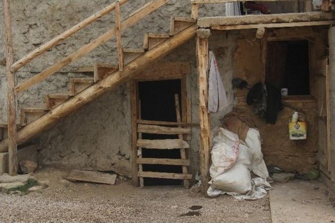 K&ouml;yl&uuml;lerden Kan &Ouml;rneği Alındı