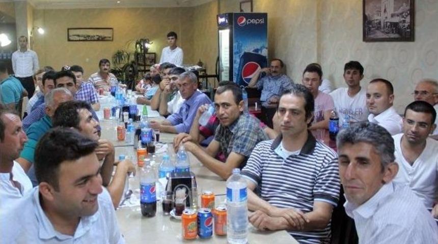 Sanibey Barajı &Ccedil;alışanları İftar Yemeğinde Buluştu