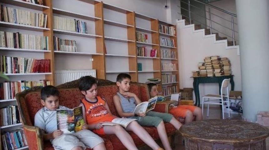 Kom&uuml;nist Başkandan Yeni İcraat