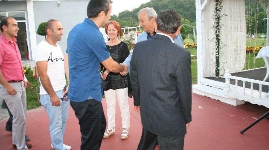 Devrek&rsquo;te Meclis &Uuml;yeleri Ve Belediye Personeli İftar Yemeğinde Bir Araya Geldi