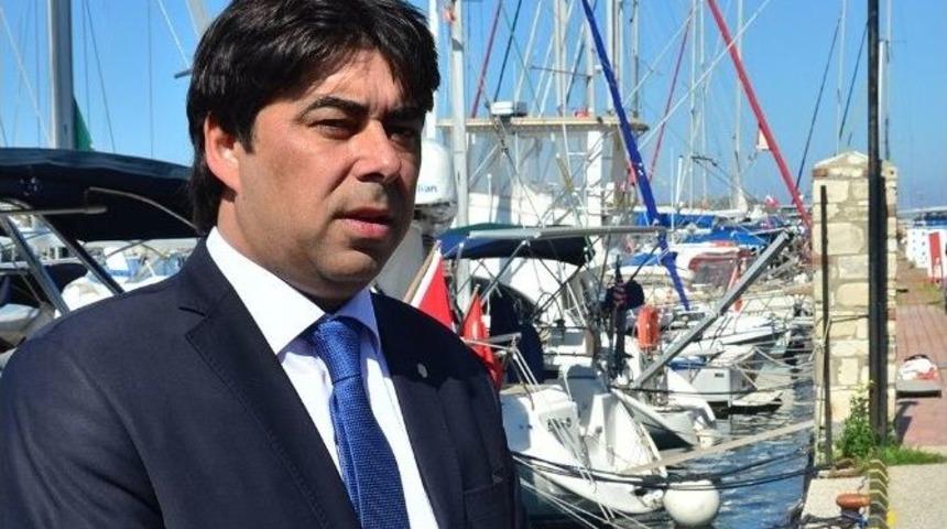 Fo&ccedil;a Kalesi Unesco&rsquo;ya G&ouml;z Kırpıyor