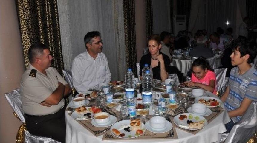 İslahiye&rsquo;de Şehit Ve Gazi Ailelerine İftar