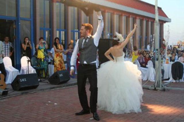 DİZİDE AYTEN İN KALBİ KIRIK AMA... 9