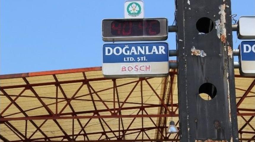 (&ouml;zel Haber) Manisa&rsquo;da Termometreler 40 Dereceyi Aştı