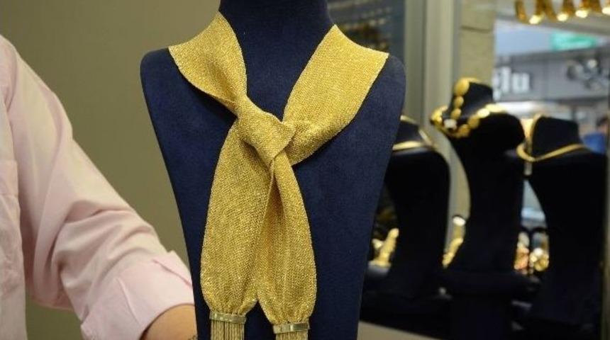 Altın Fular 34 Bin Lira