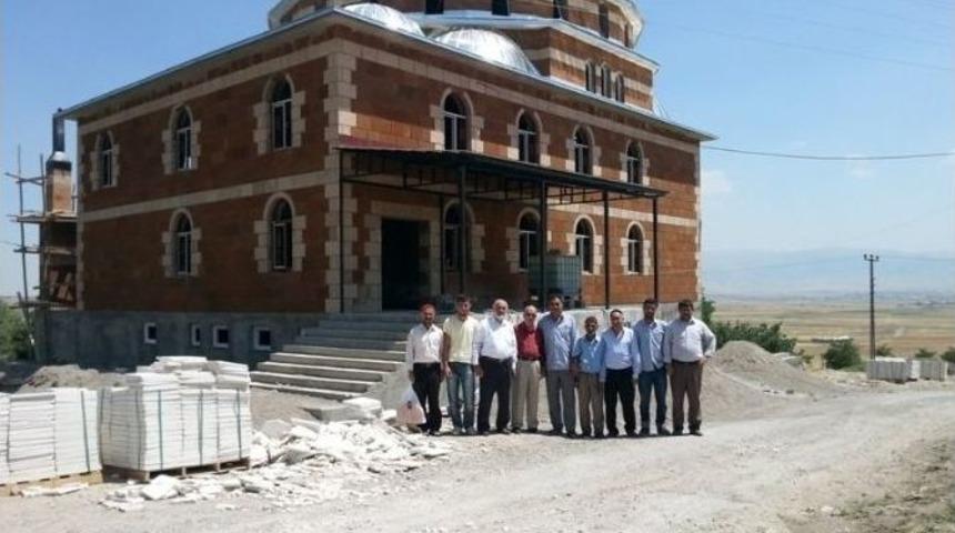 Muş M&uuml;ft&uuml;s&uuml; Cami İnşaatlarını İnceledi