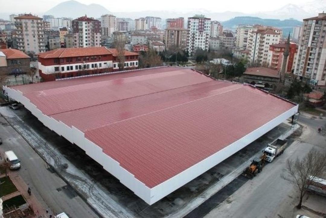 Yıldırım Beyazıt Kapalı Semt Pazar Yeri &Ccedil;atısına G&uuml;neş Enerjisi Santrali Kurulacak