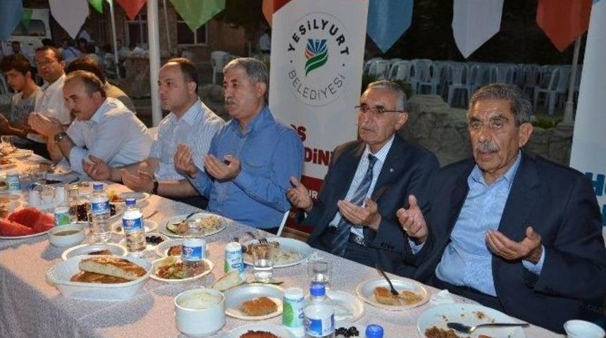 Başkan Polat, İftar Yemeğinde Stk Temsilcilerini Ağırladı