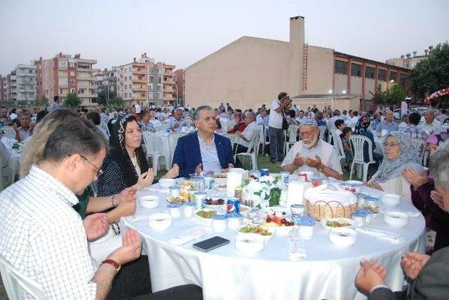 Silifke Kaymakamı Gazi Ve Şehit Yakınlarına İftar Verdi