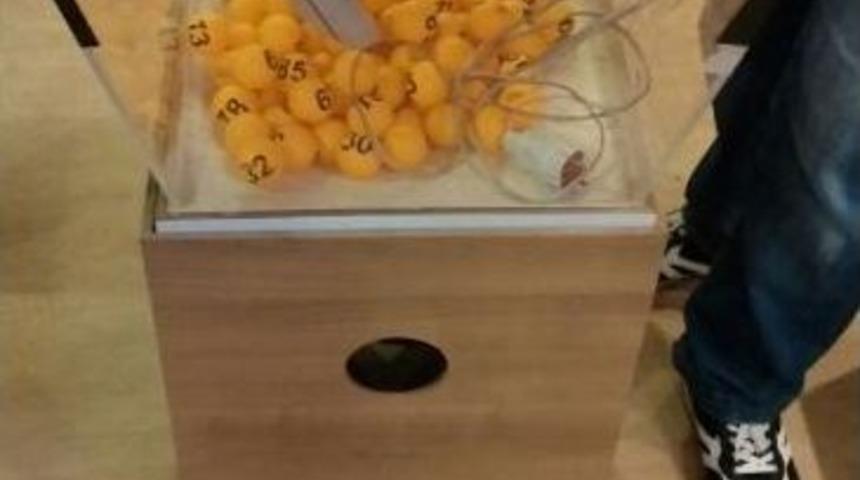 Artvin Hopa&rsquo;da Tombala Oynatılan İşyerine Baskın