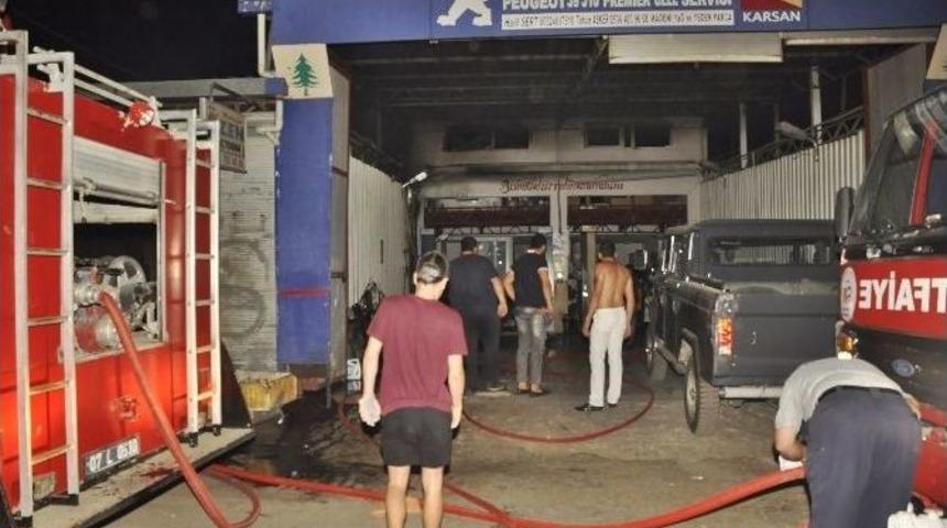 Manavgat Sanayi Sitesi&rsquo;nde Yangın