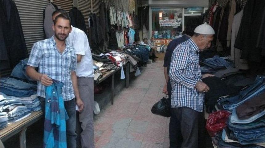 İkinci El Elbiselere Yoğun Talep