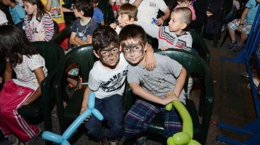 Melon Şapka, Şiirleriyle Maneviyatı Yaşattı