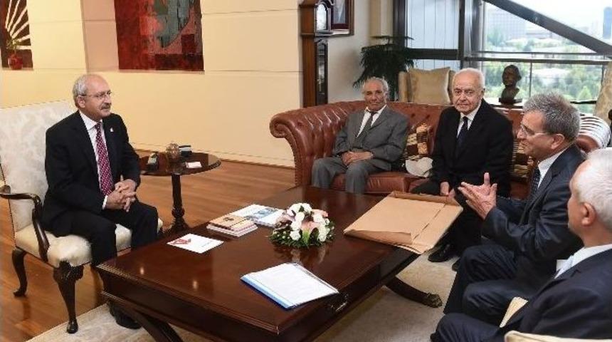 Kılı&ccedil;daroğlu, T&uuml;rkiye Emekli &Ouml;ğretmenler Derneği &Uuml;yelerini Kabul Etti