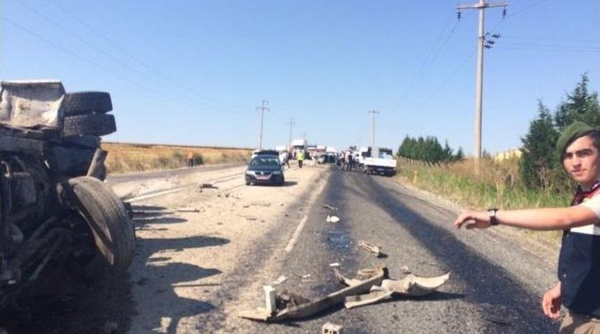 Kırklareli&rsquo;de Feci Kaza: 2 &Ouml;l&uuml;, 2 Yaralı