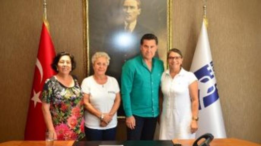 Chp&rsquo;li Kadınlardan Başkan Kocadon&rsquo;a Ziyaret