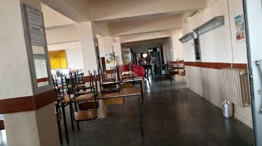 &Ccedil;orum&rsquo;Da Valilik Yemekhanesinin Ramazan&rsquo;Da Tadilata Girmesine Tepki