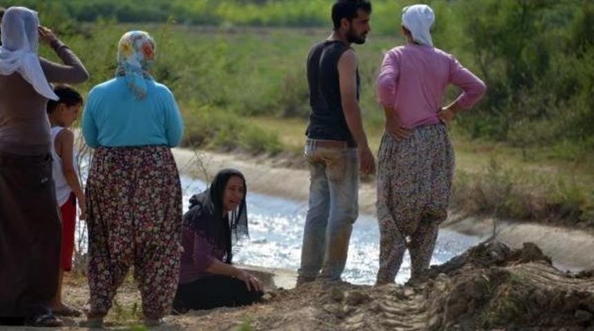 Serinlemek I&ccedil;in Sulama Kanalına Giren 2 Tarım Iş&ccedil;isi Kayboldu