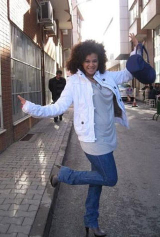 DİZİDE AYTEN İN KALBİ KIRIK AMA... 26