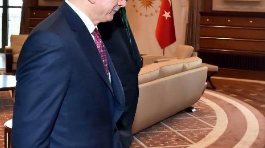 Cumhurbaşkanı Erdoğan, Beştepe'de Davutoğlu Ile G&ouml;r&uuml;şt&uuml;