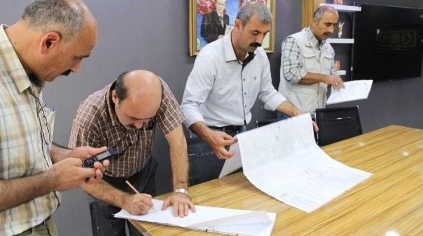 Başkan Şahiner Dere Islah &Ccedil;alışmalarını Yakından Takip Ediyor