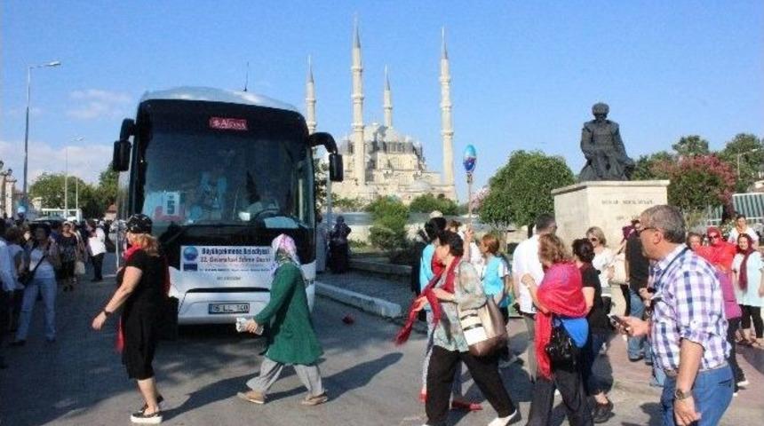 (&ouml;zel Haber) B&uuml;y&uuml;k&ccedil;ekmece Belediyesi 32 Yıllık Geleneğini S&uuml;rd&uuml;rd&uuml;