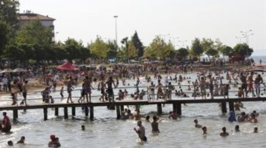 Karam&uuml;rsel&rsquo;de Deniz Suyu Temiz