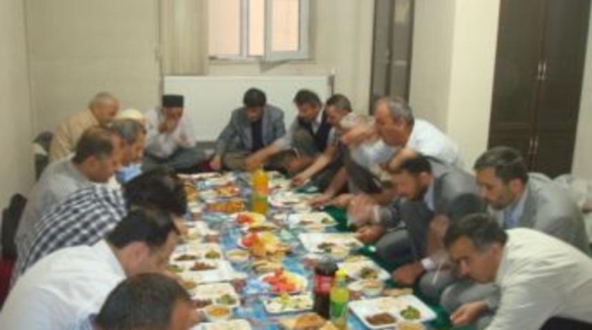 M&uuml;ft&uuml;l&uuml;k Personel İftarda Buluştu