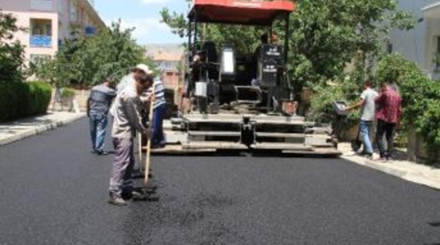 Erzincan Belediyesi&rsquo;nden Asfalt &Ccedil;alışmalarına Devam