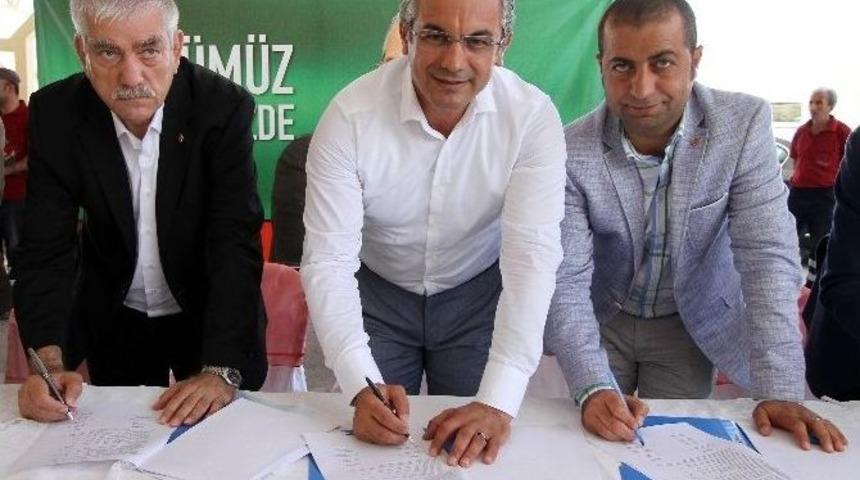 Karşıyaka Belediyesi&rsquo;nde İş&ccedil;iler Erken Bayram Yaptı