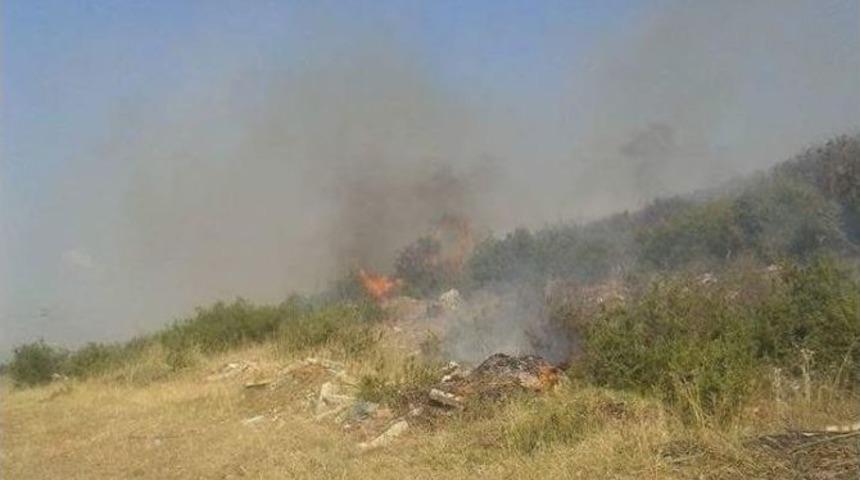 Saruhanlı&rsquo;da Makilik Alan Yandı