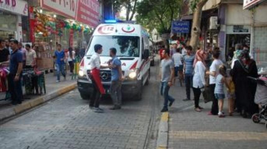 Adıyaman&rsquo;da Bı&ccedil;aklı Kavga: 1 Yaralı