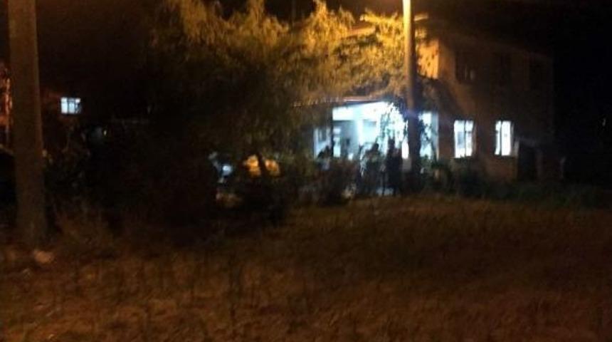 Kahvede Pompalı T&uuml;fekli Saldırı: 1 &Ouml;l&uuml;, 1 Yaralı