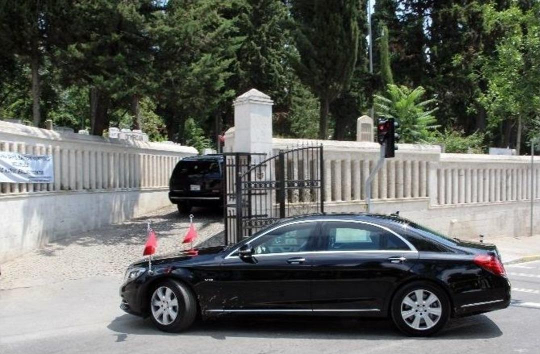 Cumhurbaşkanı Erdoğan Aile Kabristanını Ziyaret Etti